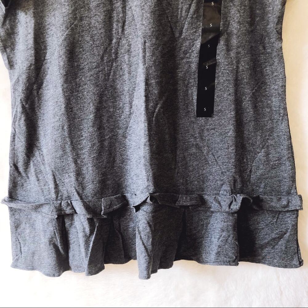 Banana Republic Gray Pleat Flounce Hem Top - Picture 10 of 14